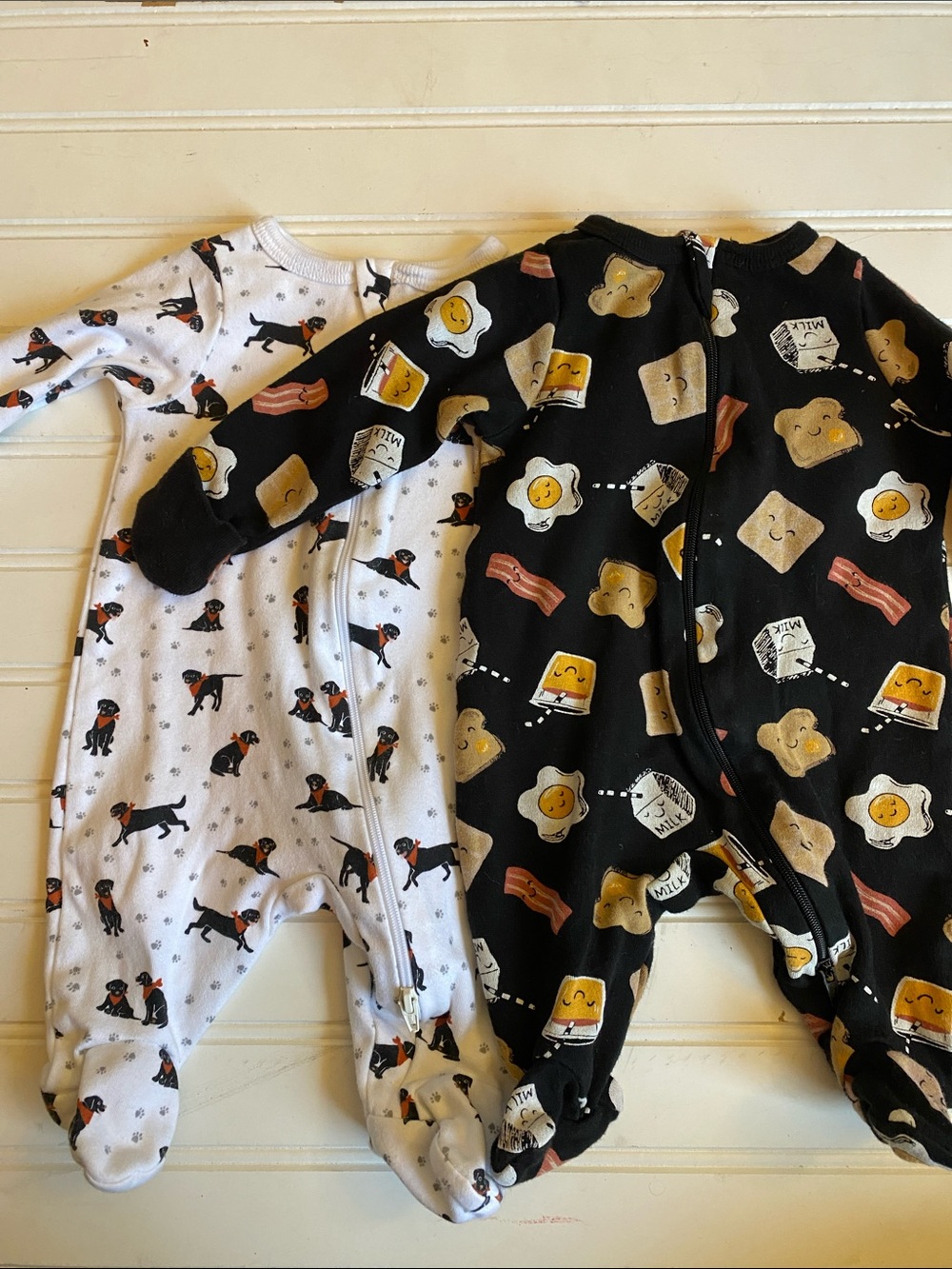 Newborn Baby 16 Piece Bundle! Bodysuits, Pants, Sleepers #55 - Picture 4 of 6